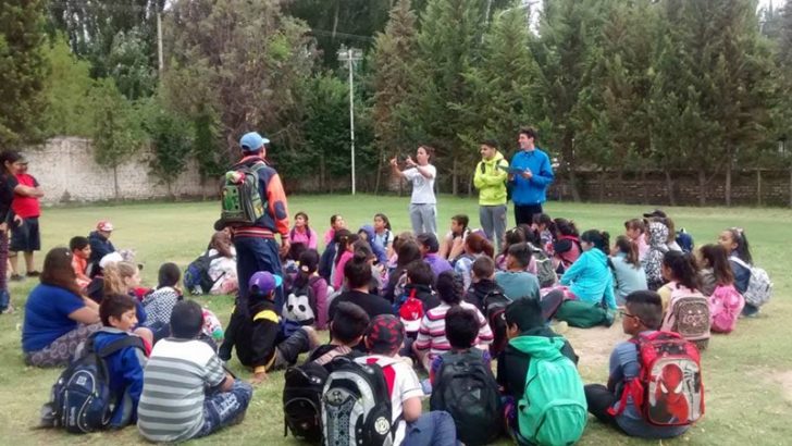 El clima no desalentó y los chicos ya disfrutan de las Colonias inclusivas