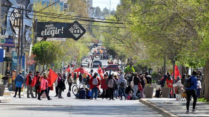 Provincia dijo que habrá “consecuencias” si hay más cortes