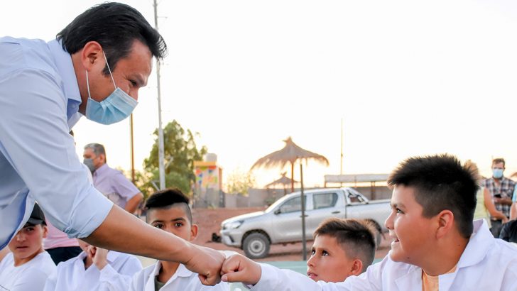 Llancafilo participó del cierre del ciclo lectivo de la Escuela 144 de Aguada San Roque