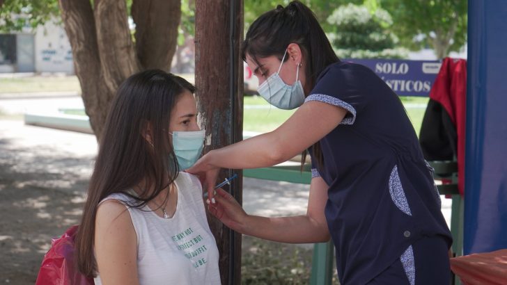 Gutiérrez pidió a los neuquinos ser solidarios y completar esquemas